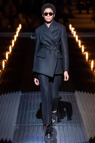 Look 9